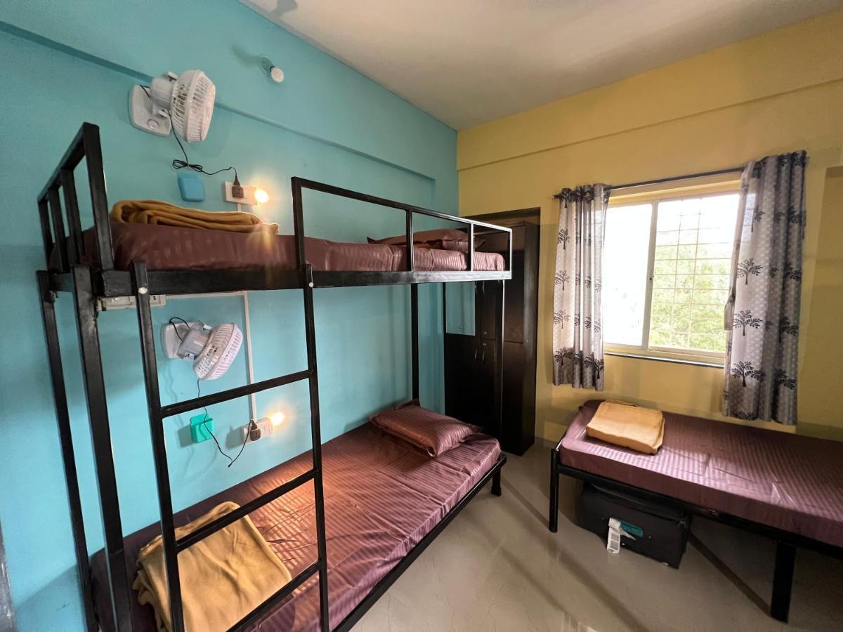Backpackershostel Pune Luaran gambar